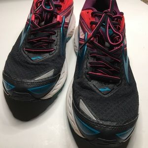 Brooks Ravenna-8 Black 8.5 Road Running Sneakers